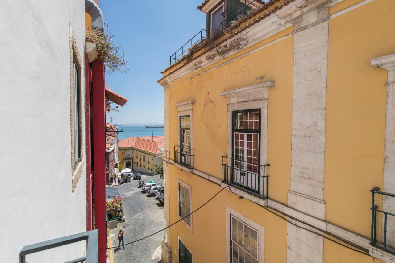 Cozy Flat In The Heart Of Alfama Leilighet Lisboa Eksteriør bilde